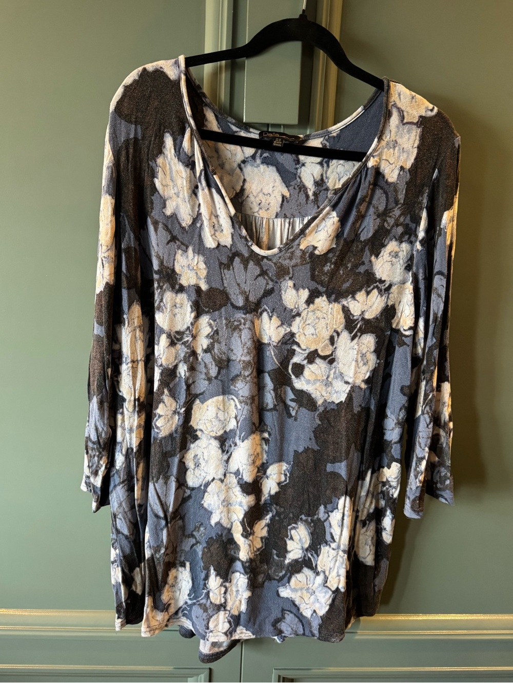 Dalia Blue and White Floral V-Neck Tunic